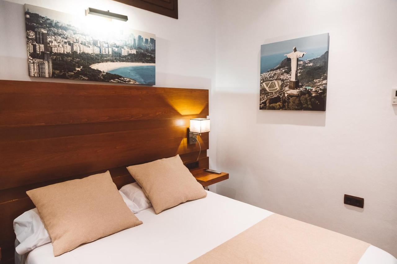 Ferreira Hostal Boutique 콘일데라프론테라 외부 사진